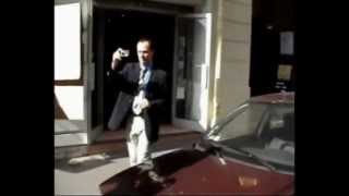 scientologist french osa operator BENOIT SINGLA face punch a critic in paris outside their org [upl. by Cristy]