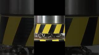 hydraulic press squeezed the bearing [upl. by Leaffar]