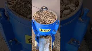 Electric poultry chicken feeds grass pellet making machine diesel cattle pelletizer machine [upl. by Ainerbas]