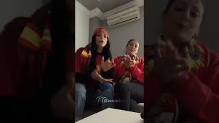 cante flamenco animando a España en el mundial🇪🇦 [upl. by Enibas336]