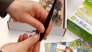 54Mbps eXtended Range Wireless Router TLWR542G TPLink  Unboxing by wwwgeekshivecom [upl. by Ayt]