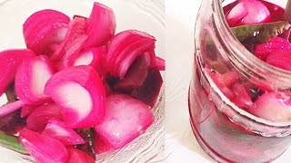 Sirke Wale Pyaaz आसान सिरके वाले प्याज़ Pickled onionsVinegar OnionsSirka PyaazSilvi Cooks ampVlogs [upl. by Anitsugua]