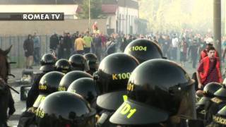 Policie rozehnala protiromské demonstranty ve Varnsdorfu [upl. by Agiaf]