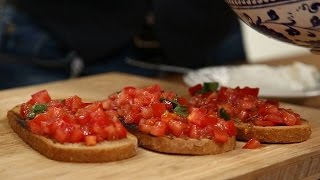 İtalyan Usulü Bruschetta Tarifi [upl. by Arnulfo450]