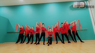 Elvana Gjata  Kuq e zi je ti ft Flori Independence Day Choreography from Dance Kids [upl. by Shuma925]