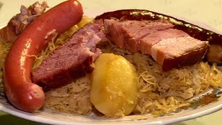 Recette  la choucroute alsacienne  Météo à la carte [upl. by Iturk]