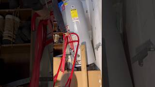 lifting a water heater over a bollard like a g [upl. by Acsirp]