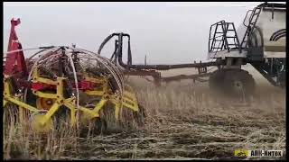 Сеялка Bourgault 8910 с анкерными сошниками АПКИнтех [upl. by Giffy]