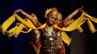 Tari Sesonderan by Seni Tari UNNES [upl. by Aidne793]