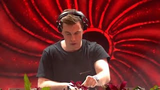 Ping Pong Tremor Hardwell Remix Live at Tomorrowland [upl. by Etty]