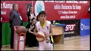 Kerem Özkefeli Junior League 2013 Spalding 3 sayı yarışması [upl. by Ennaeerb]