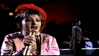 Cyndi Lauper and Patti Labelle  Time after time  1985 [upl. by Baniaz]