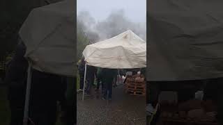 Des agriculteurs en colère bloquent une plateforme Intermarché à Montauban [upl. by Jamey]