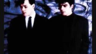 The Associates  18 Carat Love Affair Early version  The Associates [upl. by Ticknor]