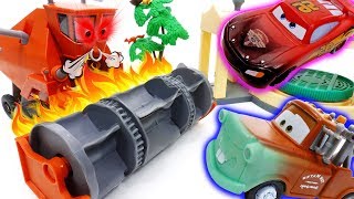 Frank Got Angry  Disney Cars Color Changer Toys [upl. by Loesceke]