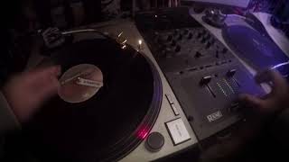 Test traktor  traktor vinyl mk2  maudio conectiv [upl. by Ardekahs256]