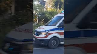 Przejazd alarmowy ambulansu D0108 ZOZ Kłodzko [upl. by Alleuol]