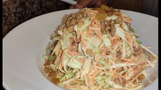 Salade coleslaw تحضير سلطة امريكية حلوة وصحية في دقائق [upl. by Atreb]