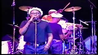 WERRASON amp WENGE MUSICA MAISON MERE  CRESOIS LIVE AU PALAIS DES SPORTS 1999 [upl. by Care870]