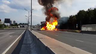 Russian Truck Gas Explosion Балоны с Газом ДТП HD [upl. by Ki]