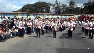 DESFILE DE FERIAS DE SAN SEBASTIAN FISS 2012 GRAN BANDA SHOW AYACUCHO [upl. by Suillenroc43]