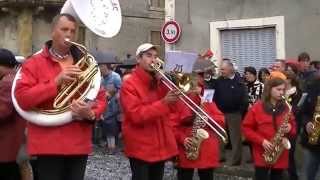 La Banda LEspérance au Corso Fleuri de Lanouaille 2014 quotJuan sin Tierraquot [upl. by Aubreir792]