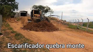 cascalhamento na UTC  motorgrader [upl. by Machute]