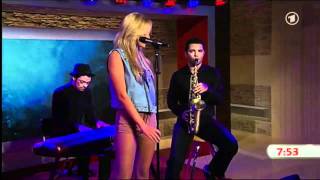 Mr Saxo Beat  Alexandra Stan  live akustisch im ARD Morgenmagazin  Das Erste [upl. by Wil]