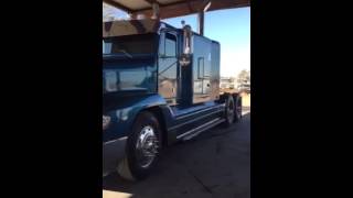 1993 Frieghtliner FLD Flat top 120 w3406B Badass Oldschool Truck [upl. by Kathlin]