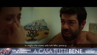 A casa Tutti Bene  Featurette I personaggi [upl. by Zannini340]