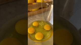 Caprese al limone la variante dal gusto intenso della celebre torta della tradizione campana [upl. by Yorled180]