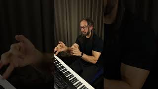 Como imitar uma harpa no piano [upl. by Holofernes]