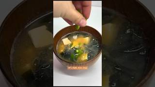 Simple Miso Soup Recipe with Fresh Seaweed and Tofu misosouprecipe misosoup japanesehomecooking [upl. by Elicia]