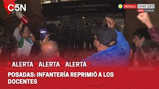 MISIONES en LLAMAS INFANTERÍA y MANIFESTANTES CARA a CARA [upl. by Acacia611]