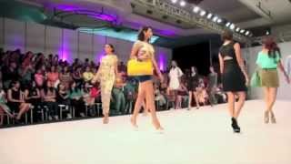 Nicaragua Diseña 2013 Desfile de moda Shantall Lacayo Fashion show runway [upl. by Irmine161]