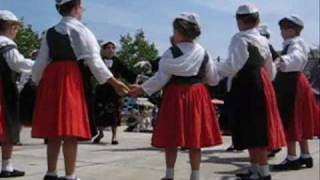 Danses Bretonnes à Quiberon [upl. by Lasiaf]