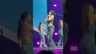 230628 Twice Momo Cheer Up  Chicago D1 twice twicemomo twicefancam モモ [upl. by Nireil730]