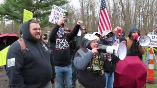 The protesting begins at the Wadsworth Ohio Drag Queen Story hour [upl. by Arhat699]