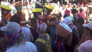 déboulé carnaval 2017  la pointe en mouvement  tambou [upl. by Alleuqram1]