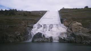 Timelapse  Water rushes down Oroville Dam spillway [upl. by Allemap167]