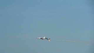 USAF Thunderbirds at the 2022 Dover Airshow Thunderbirds 56 passing by the crowd [upl. by Lux]