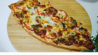 😱HAMUR AÇMADAN PİZZA YAPTIM BOL MALZEMELİ EKMEK PİZZA TARİFİ evde olan malzemeler ile lezzetli pizza [upl. by Thomasin]