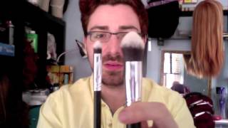 Review  Lamora Kabuki Makeup Brushes [upl. by Erasme]