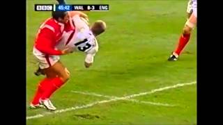 Gavin Henson superb performance v England 2005 [upl. by Leveroni]