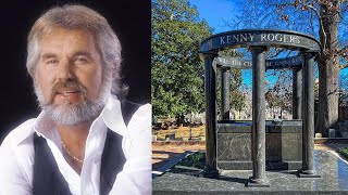 GRAVE of Kenny Rogers [upl. by Shawnee452]