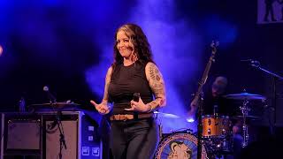 Ashley McBryde  A Little Dive Bar in Dahlonega Floores Country Store [upl. by Roxine]