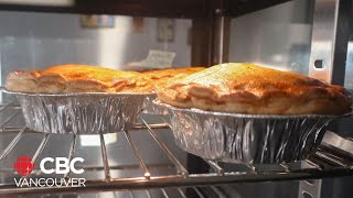 Victoria pie shop takes the cake for Thanksgiving pies [upl. by Ecadnac]