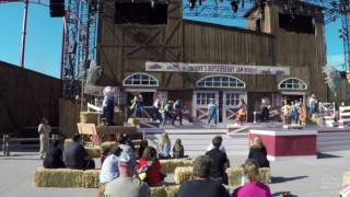 Snoopys Boysenberry Jamboree  First Show  Knotts Berry Farm 2017 [upl. by Enogitna]