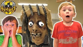 Scariest Store Ever Spirit Halloween Animatronics 2018 VIP Tour  DavidsTV [upl. by Noivax]