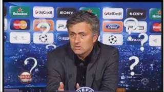 Mourinho y la ya famosa cancion quot¿Por Quéquot [upl. by Benny988]